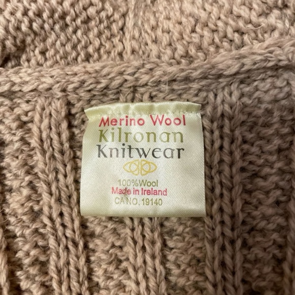 Kilronan Knitwear Sleeveless Cardigan - Picture 3 of 3